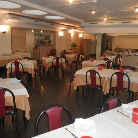 Hotel Selide Desio Dış mekan fotoğraf