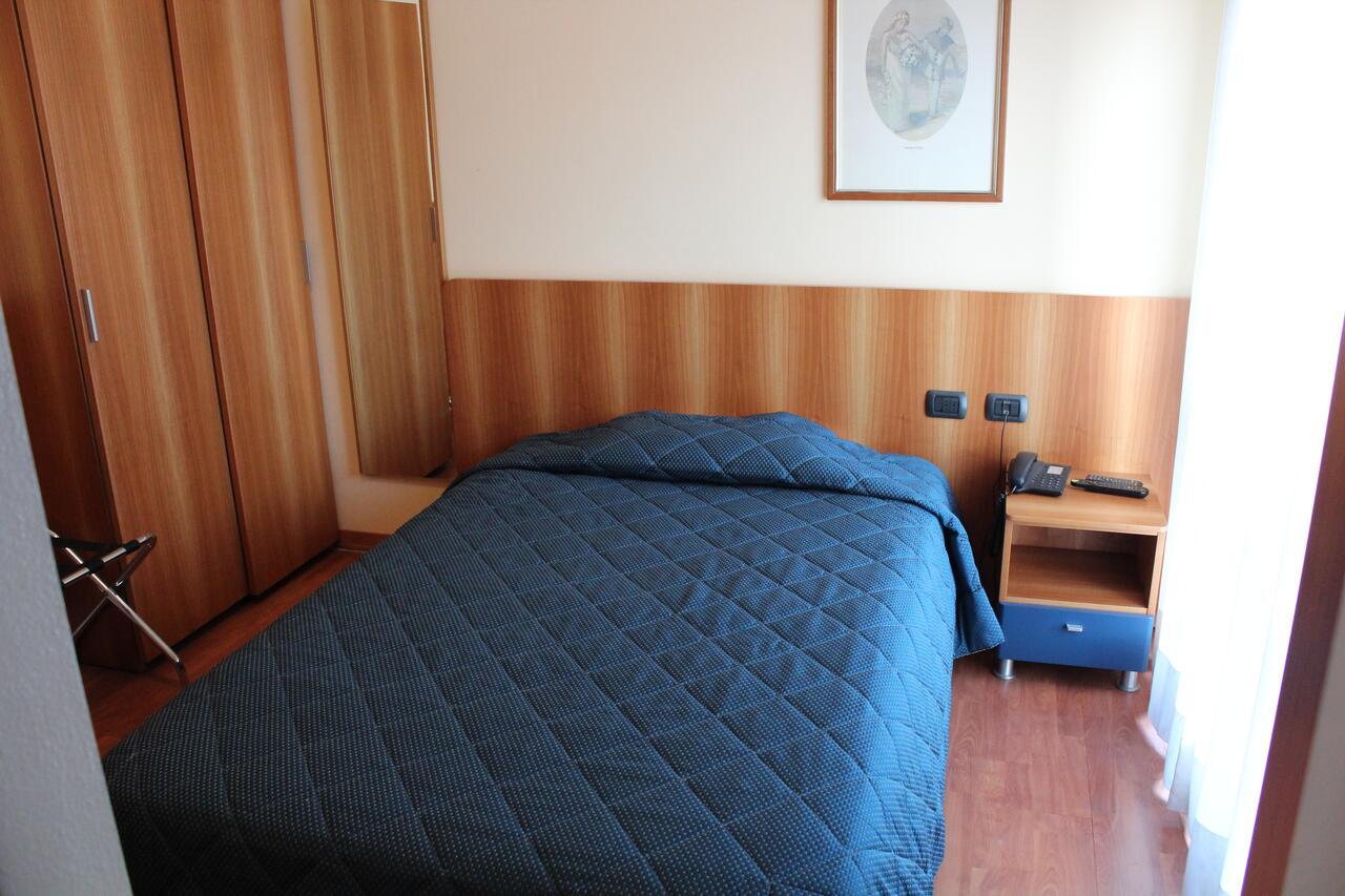 Hotel Selide Desio Dış mekan fotoğraf
