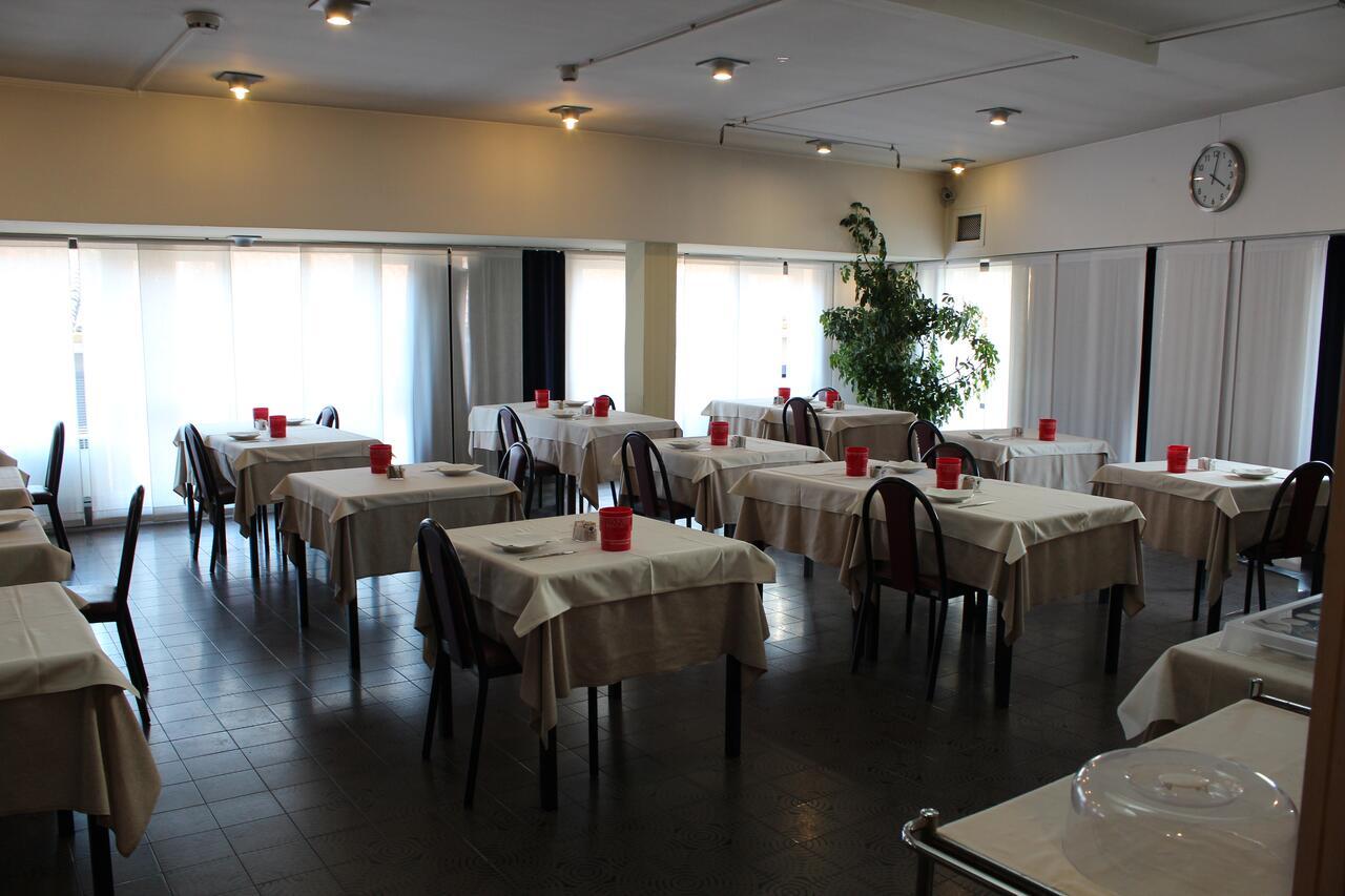 Hotel Selide Desio Dış mekan fotoğraf