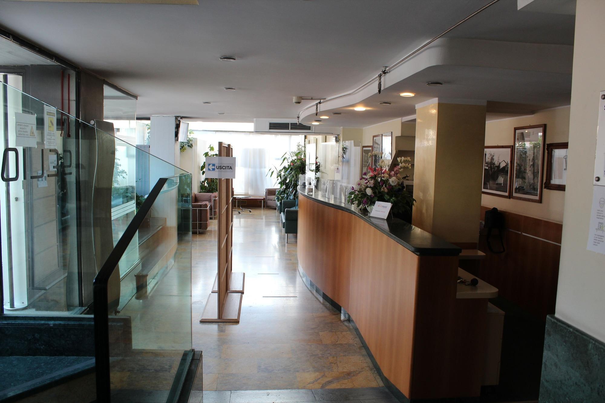 Hotel Selide Desio Dış mekan fotoğraf