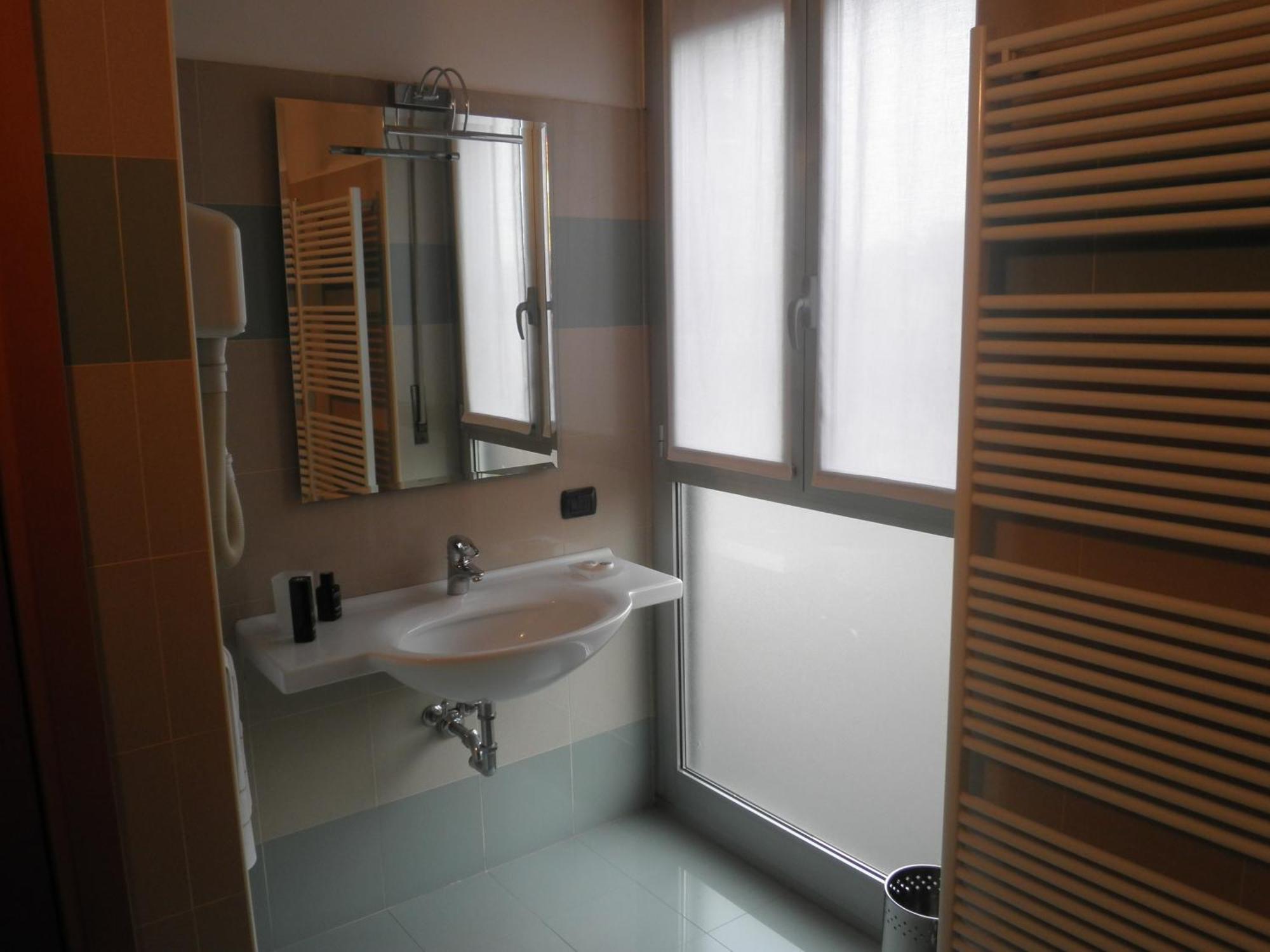 Hotel Selide Desio Dış mekan fotoğraf